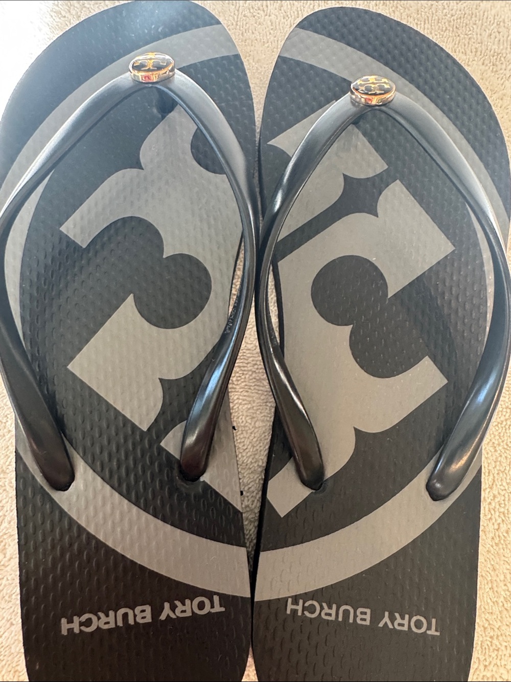 Tory Burch NWOT Black and Gray Logo Flip Flops Women’s 8 - Picture 6 of 11